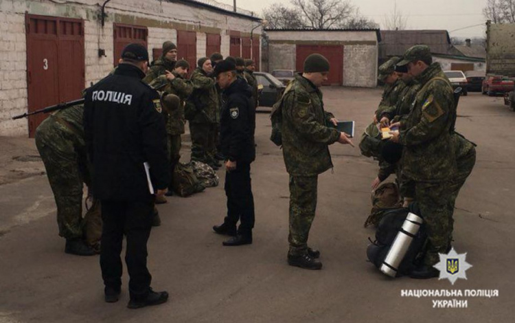 Полицейских проверили на боеготовность перед поединком «Мариуполя» с «Динамо» (ФОТО)