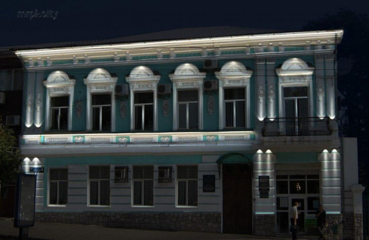 Свет истории: в Мариуполе у старинного особняка дома купца Гоффа появится подсветка (ФОТО)
