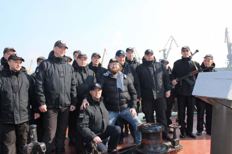 Дзидзьо в Мариуполе патрулировал акваторию Азовского моря (ФОТО+ВИДЕО)