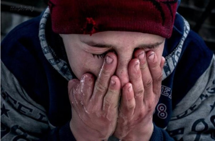 Дети прифронтовых городов Донбасса на фото немецкого журналиста поразили Европу (ФОТОРЕПОРТАЖ)