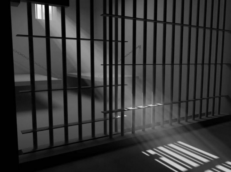 Тюремная халатность: как мариупольские заключенные заражаются опасными болезнями