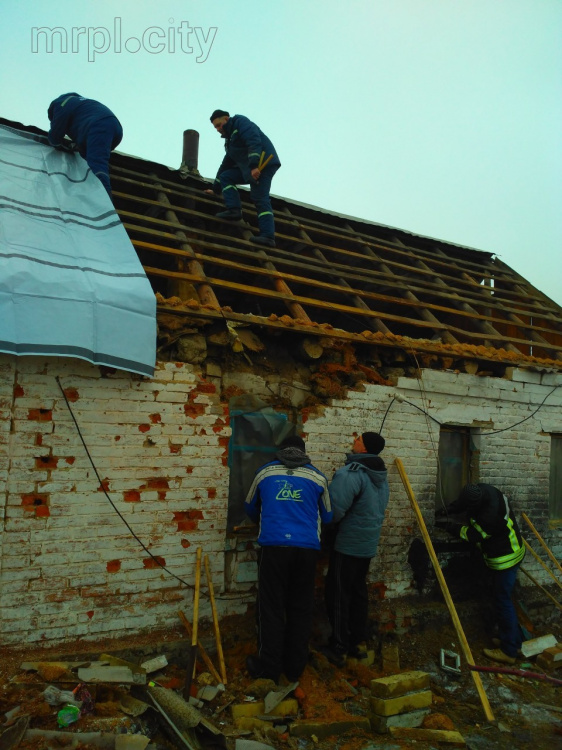 В Авдеевке утром вновь дали воду и начали восстанавливать разрушенные дома (ФОТО)