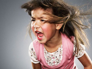 Как научить ребенка управлять сильными негативными эмоциями? Лайфхаки от психолога