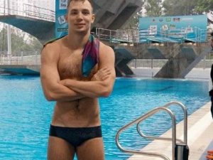 Станислав Олиферчик - победитель и серебряный призер Кубка Украины по прыжкам в воду