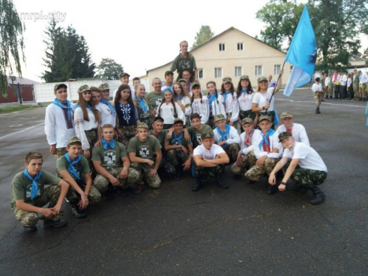 Маріупольці пройшли Всеукраїнський вишкіл «Джура-Прикордонник»
