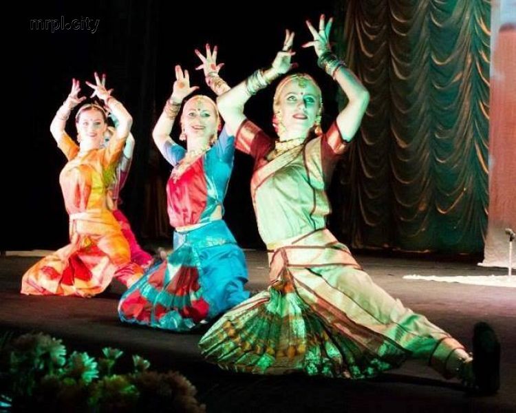Чи варто українкам займатися індійськими танцями?