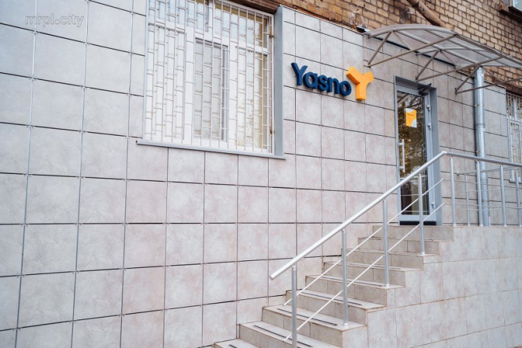 У Маріуполі відкрився перший енергоофіс YASNO у Донецькій області