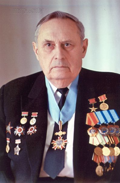 Владимир Карпов со всеми орденами